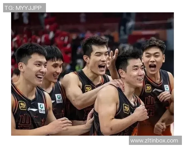 中国男篮蓝队与红队激战正酣谁将赢得这场精彩对决的胜利